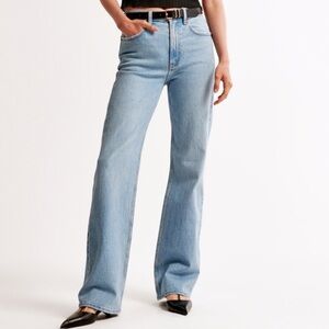 Abercrombie 90s relaxed Jean high-rise. Like new